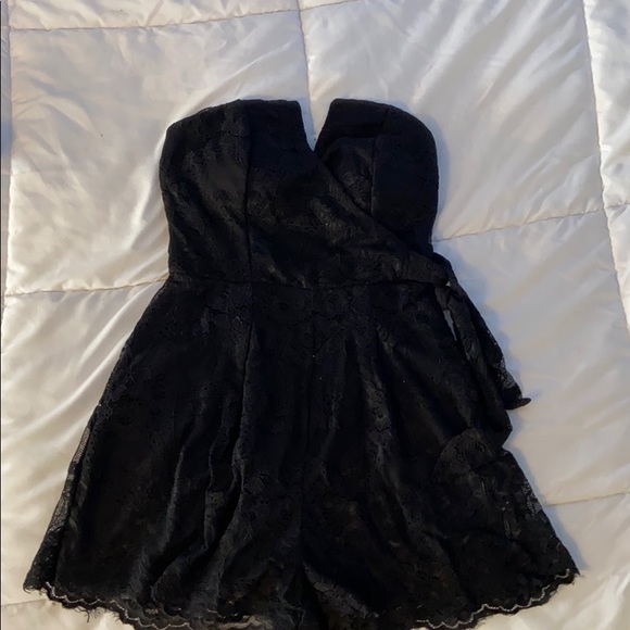 Francesca’s Black Strapless Lace Romper - Picture 1 of 6